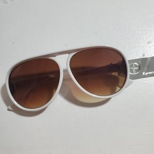 Golden Bridge Sun Glasses, white.